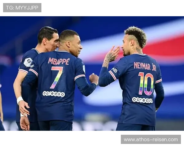 瓦伦西亚长期重建困局仍在持续,对球队发展前景影响显著 瓦伦西亚长期重建困局仍在持续,对球队发展前景影响显著